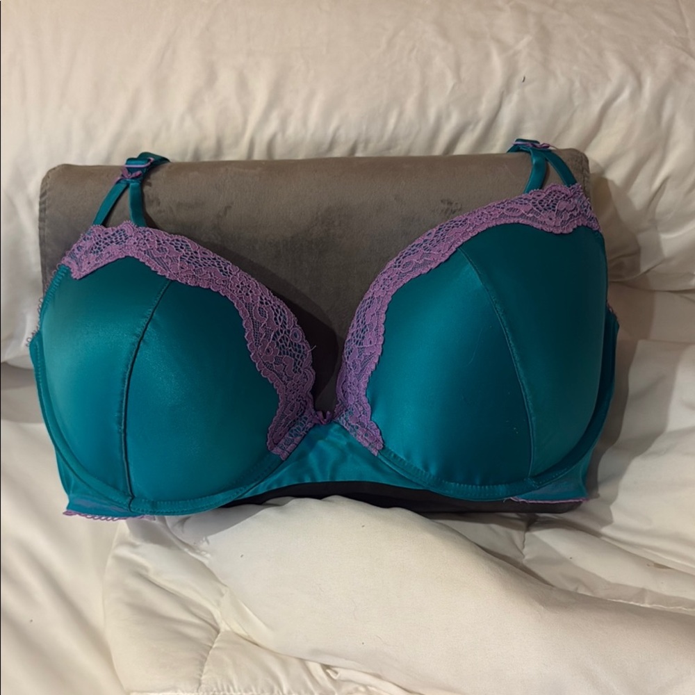 Victorias Secret Teal and Purple Lace Trim Tease Bra